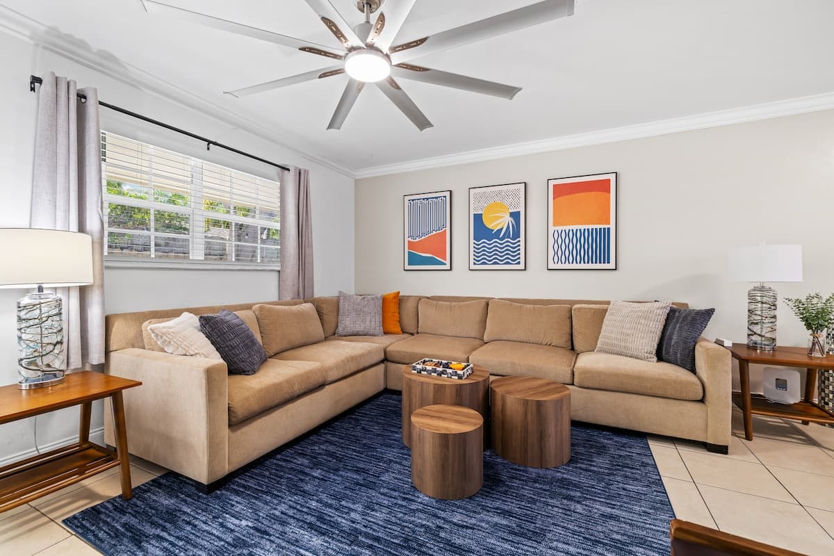 Wilton Manors Central Getaway